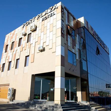 Port Plaza Evn Hotel P'arak'ar Екстериор снимка